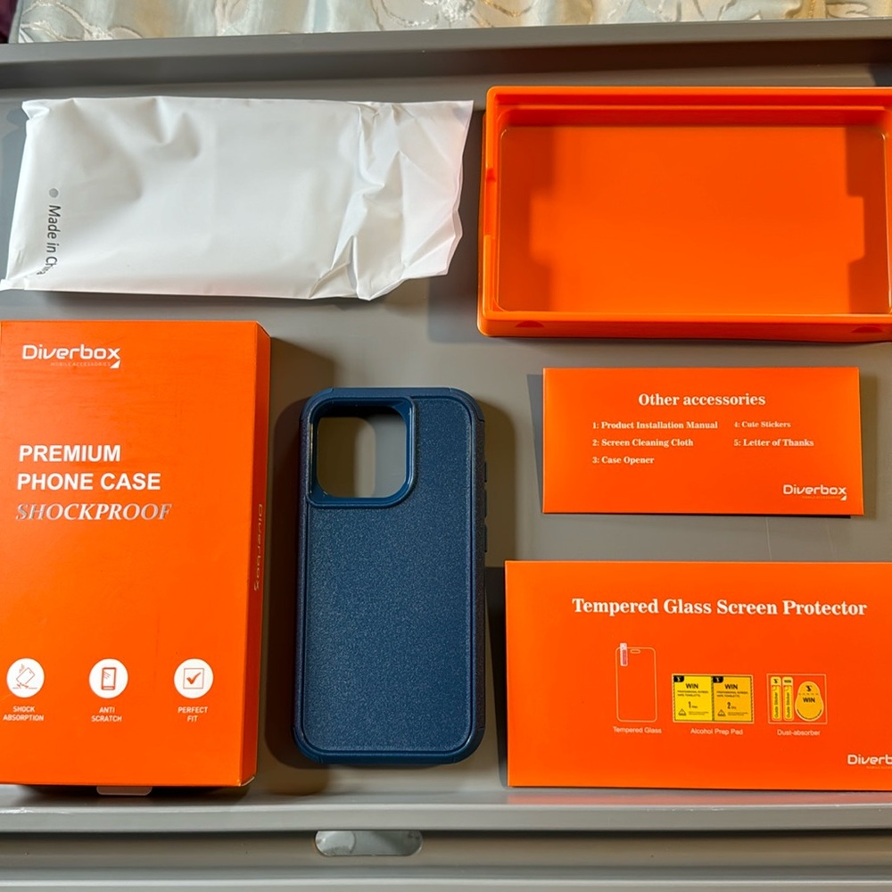New in box! Diverbox for iPhone 15 case with glass screen protect